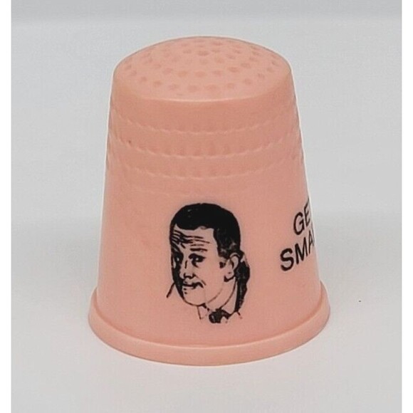 Get Smart Pink Plastic Sewing Thimble TV Series Vintage Collectible - Picture 3 of 12